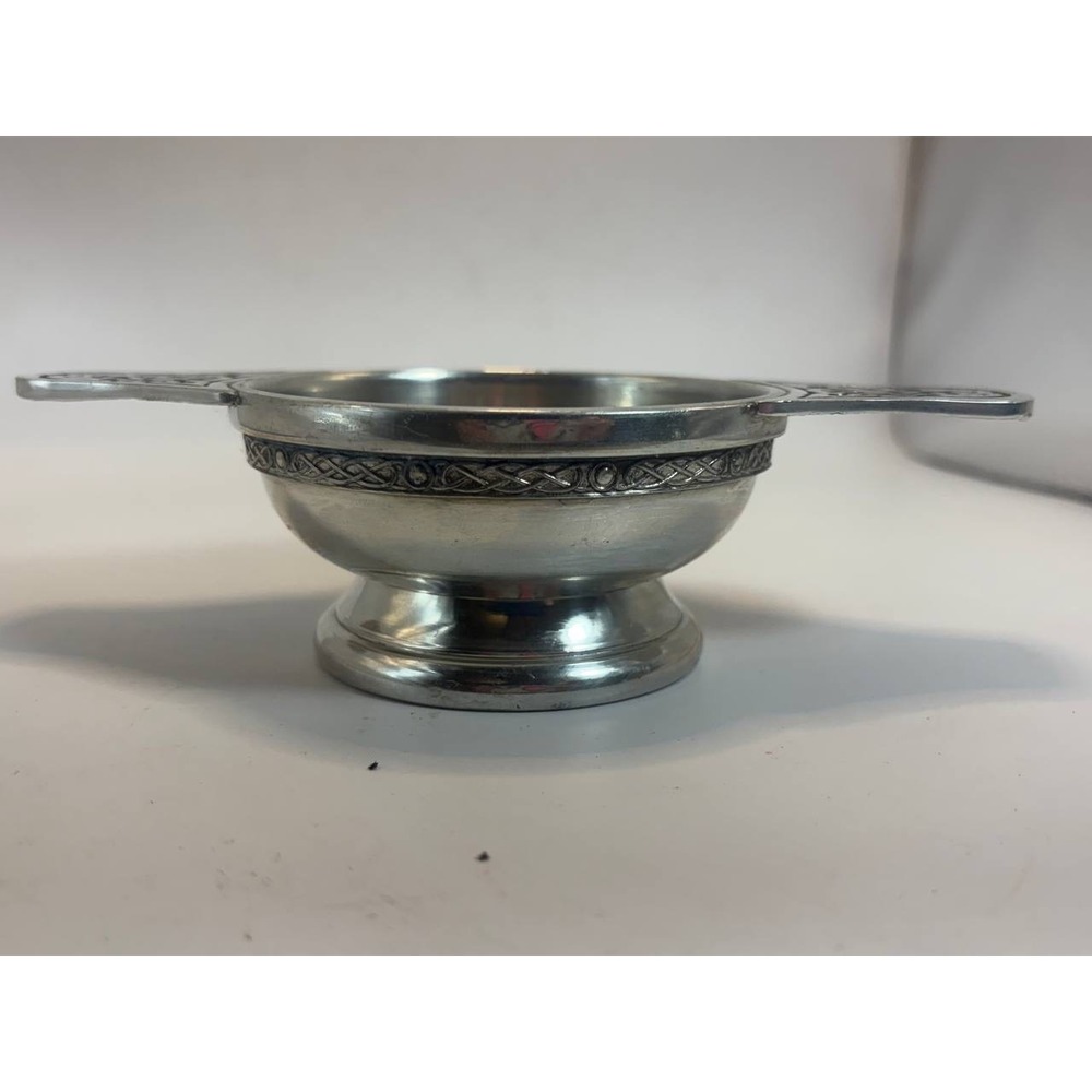 Scottish Pewter Quaich Celtic Knot Horse Medallion Friendship Cup 7.5 Inch - Picture 3 of 7